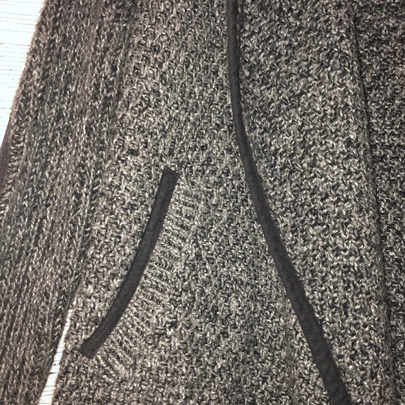 Abercrombie & Fitch Hooded Open Sweater - Picture 5 of 5